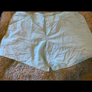 Columbia PFG shorts
